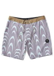 VISSLA MONSTER STRIPES 18.5" BOARDSHORT
